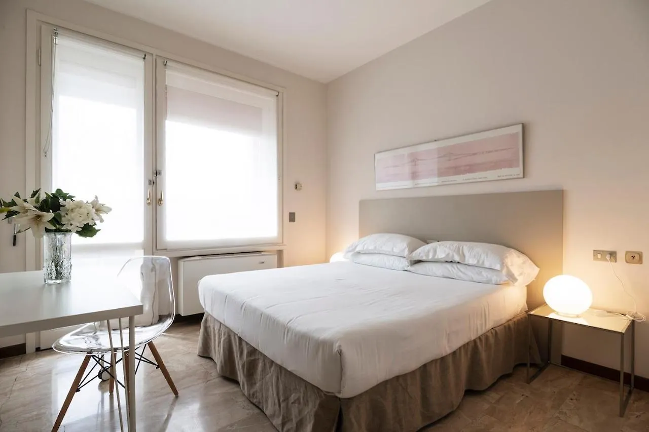 Contempora Apartments - Elvezia 8 - E11 ميلان إيطاليا