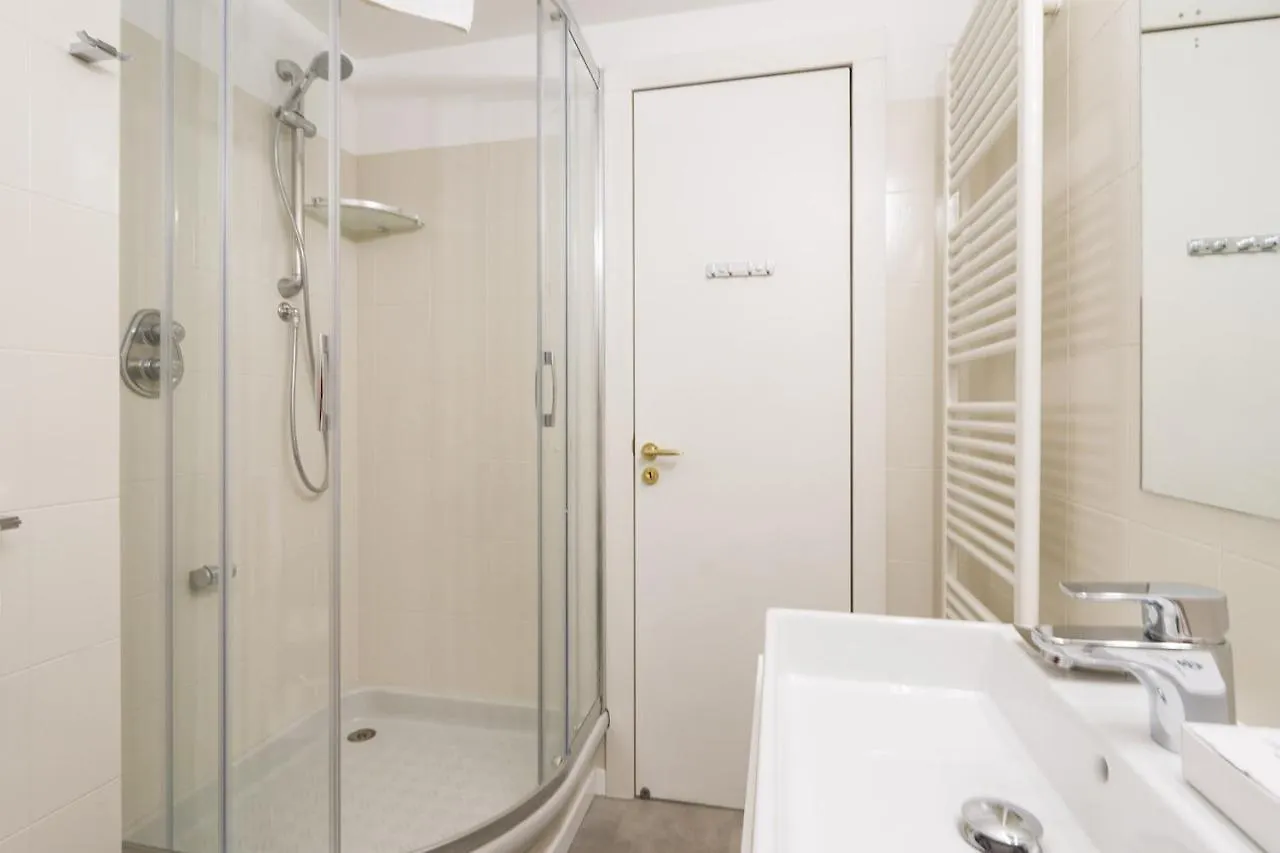 Contempora Apartments - Elvezia 8 - E11 Милан 0*,